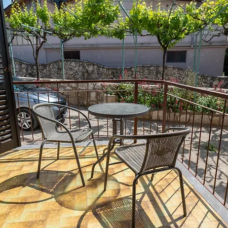 Irena's Place A2 Apartament *
