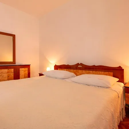 Διαμέρισμα Irena's Place A2