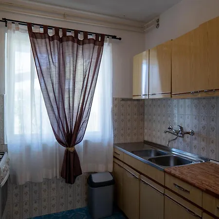 Irena's Place A2 Apartment